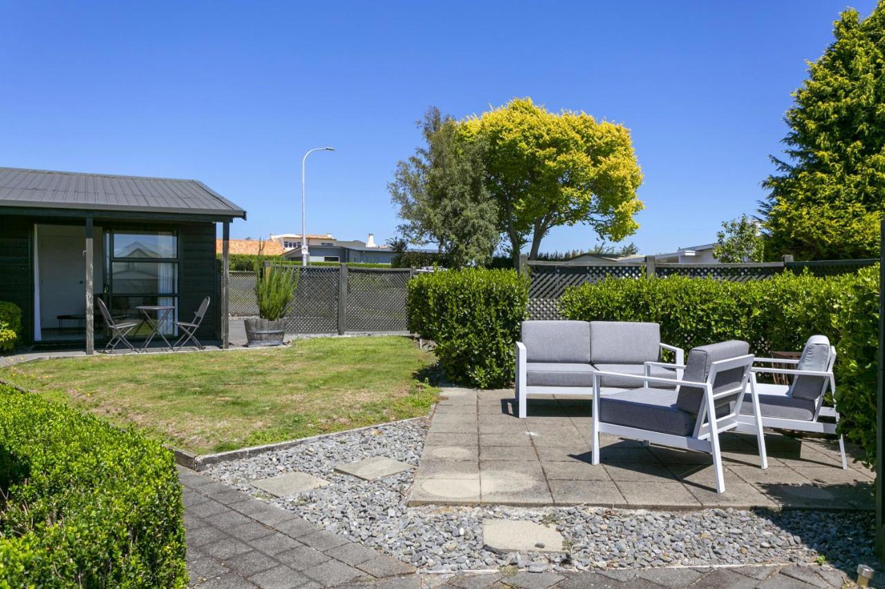 You Little Beauty - Wharewaka Beach Magic Taupo Luaran gambar